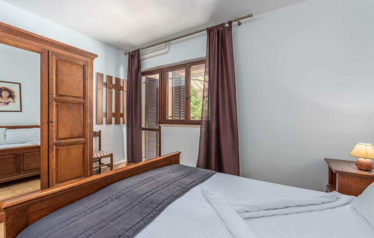 Apartments Rakovac Porec Phòng bức ảnh